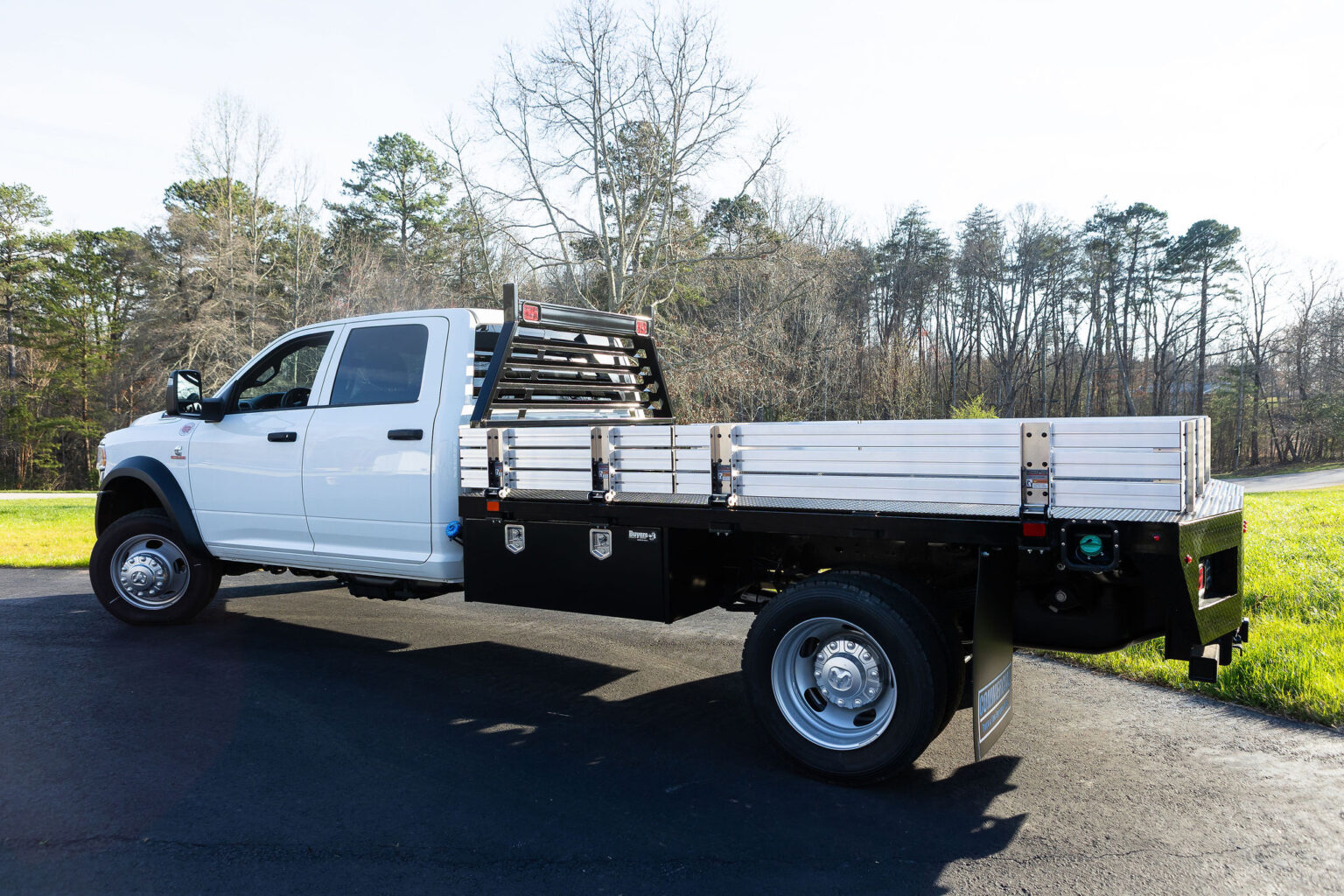 HingePost - Foldable, Auto-locking Flatbed Stakes